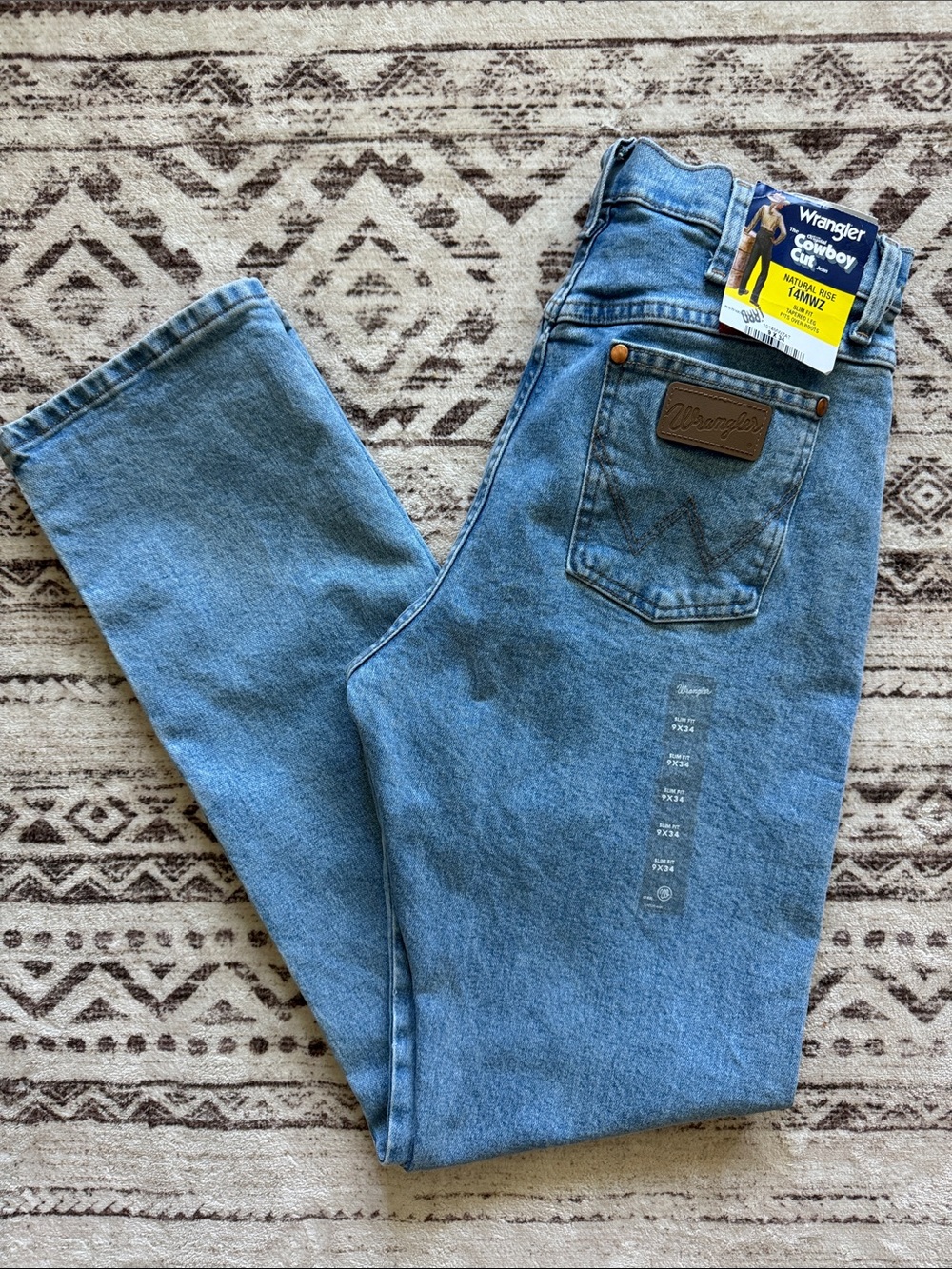 Wrangler women’s Light Blue Bootcut Jeans Cowboy Cut